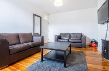 Ashleigh Grove, Jesmond, Newcastle - Image 3